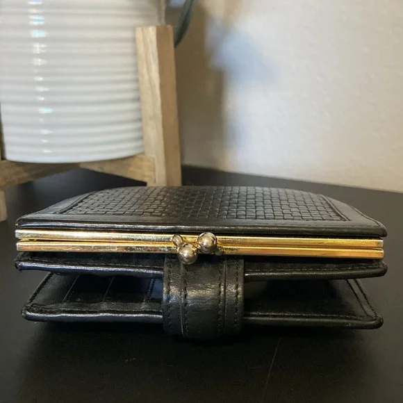 Vintage Coach Black Woven Leather Wallet - Picture 4 of 16